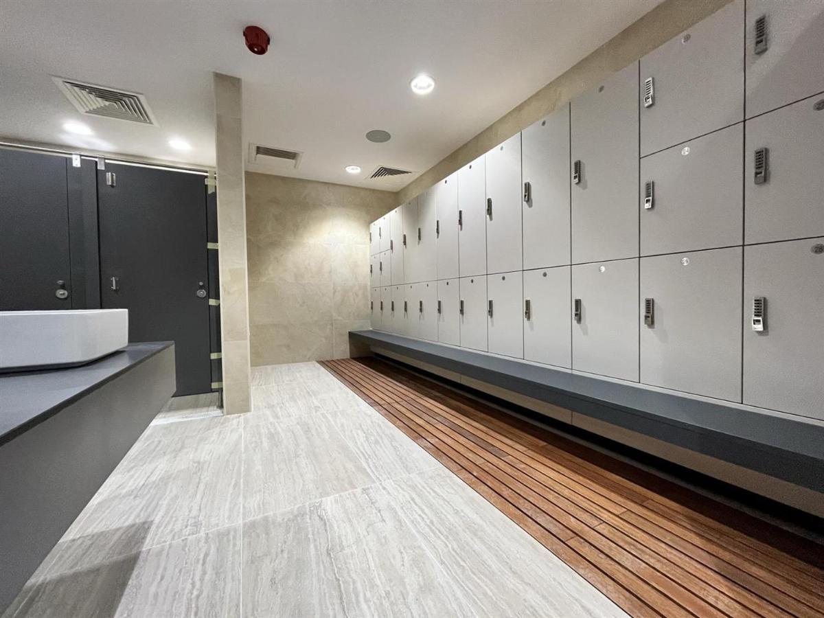 New Luxury Sunrise Oceanview Apartment In Gibraltar Eksteriør bilde