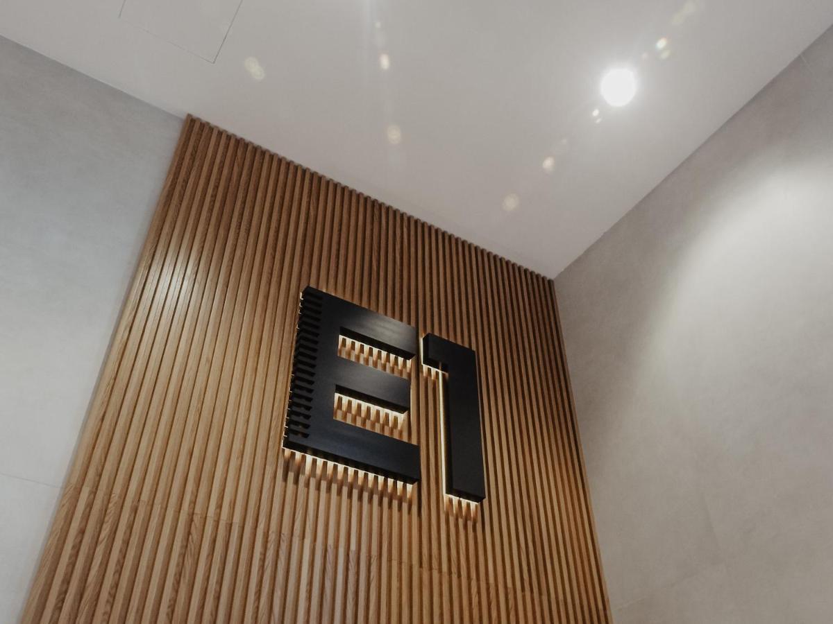 New Luxury Sunrise Oceanview Apartment In Gibraltar Eksteriør bilde