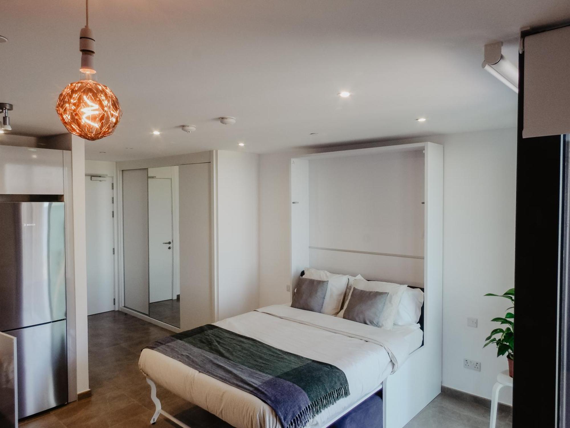 New Luxury Sunrise Oceanview Apartment In Gibraltar Eksteriør bilde