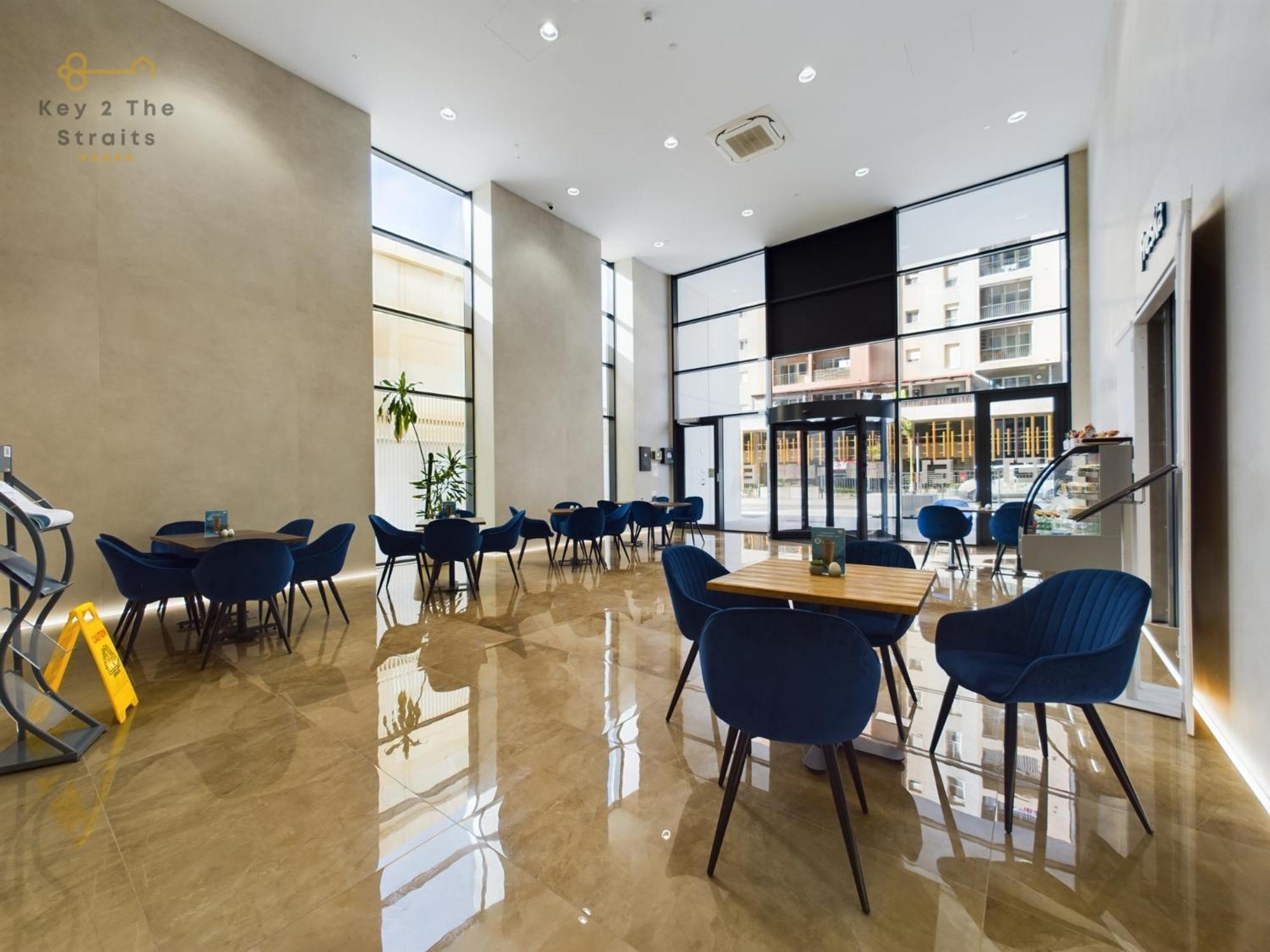 New Luxury Sunrise Oceanview Apartment In Gibraltar Eksteriør bilde